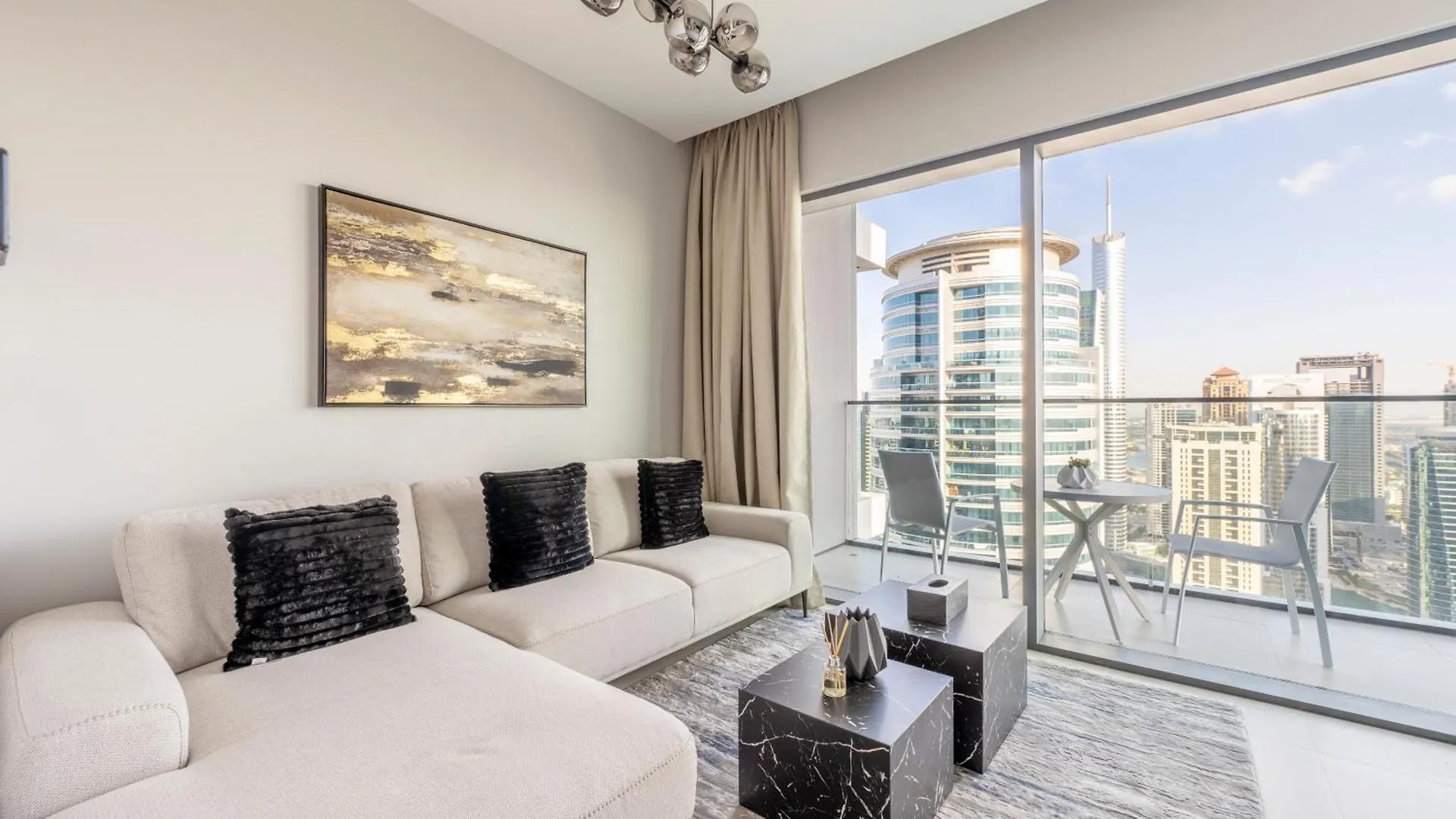 Apartment Vida Dubai Marina & Yacht Club Residences