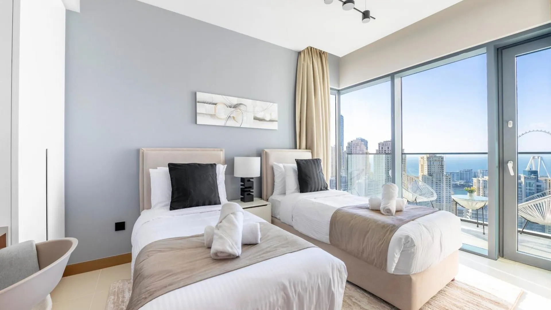 Vida Dubai Marina & Yacht Club Residences 0*,  United Arab Emirates