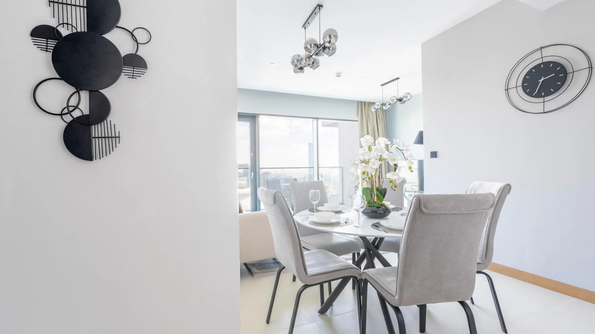 Vida Dubai Marina & Yacht Club Residences United Arab Emirates