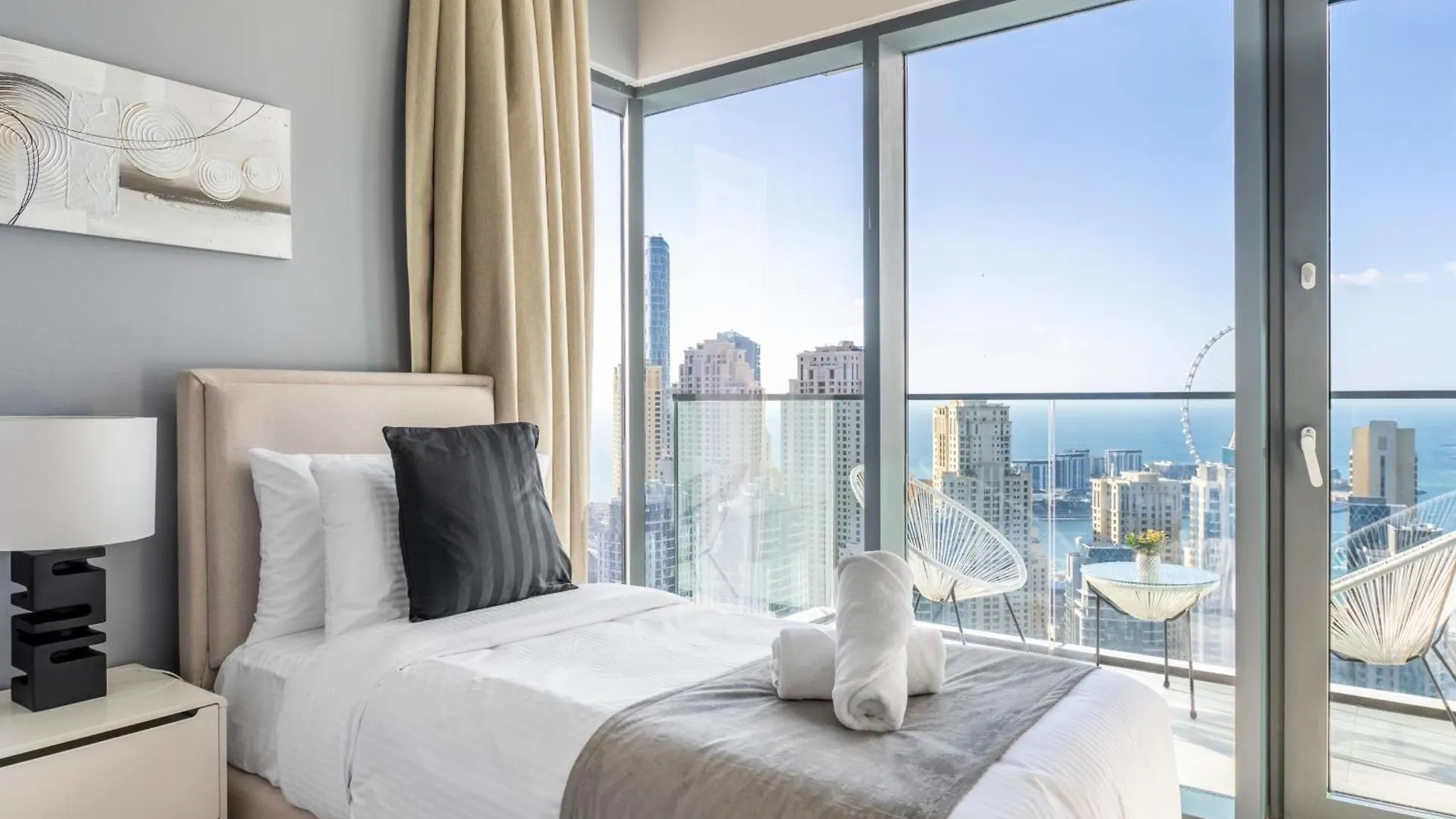 Vida Dubai Marina & Yacht Club Residences 0*,