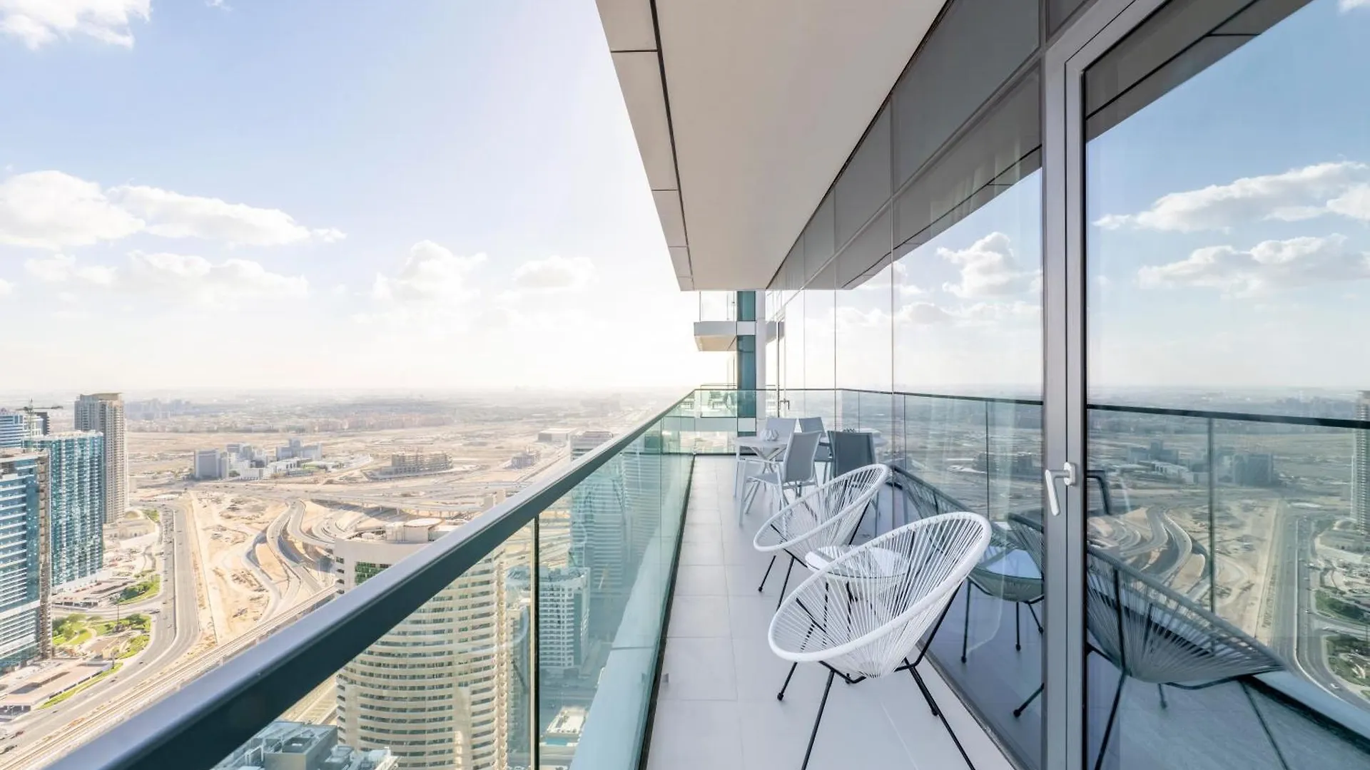 Vida Dubai Marina & Yacht Club Residences