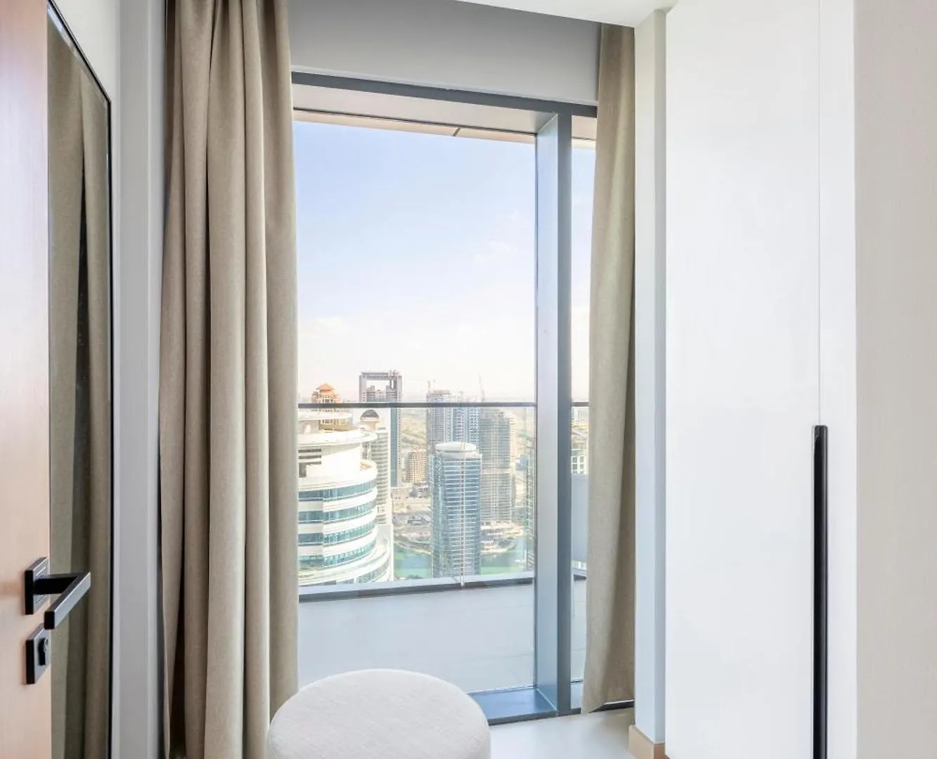 Vida Dubai Marina & Yacht Club Residences 0*,  الإمارات العربية المتحدة