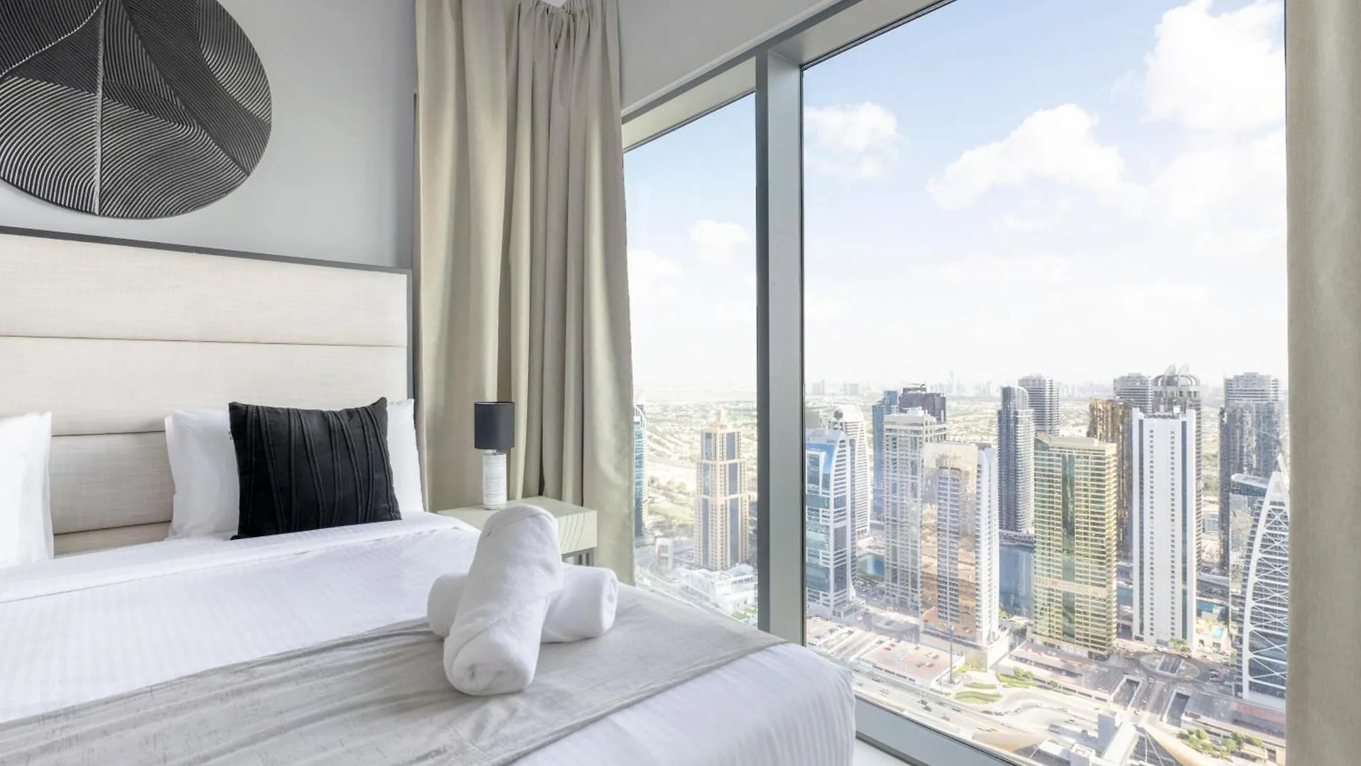 Vida Dubai Marina & Yacht Club Residences 0*,  الإمارات العربية المتحدة