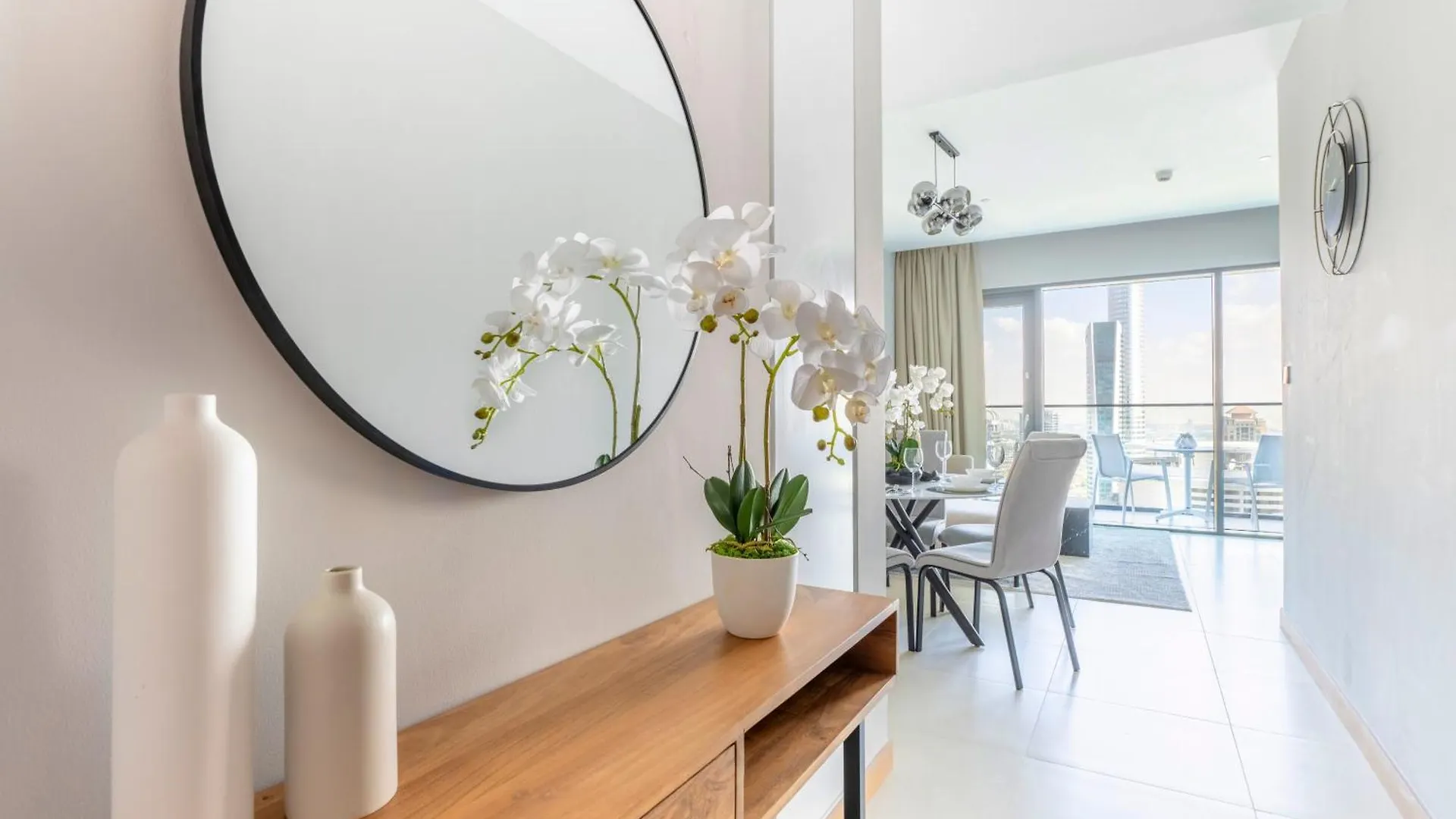 Vida Dubai Marina & Yacht Club Residences