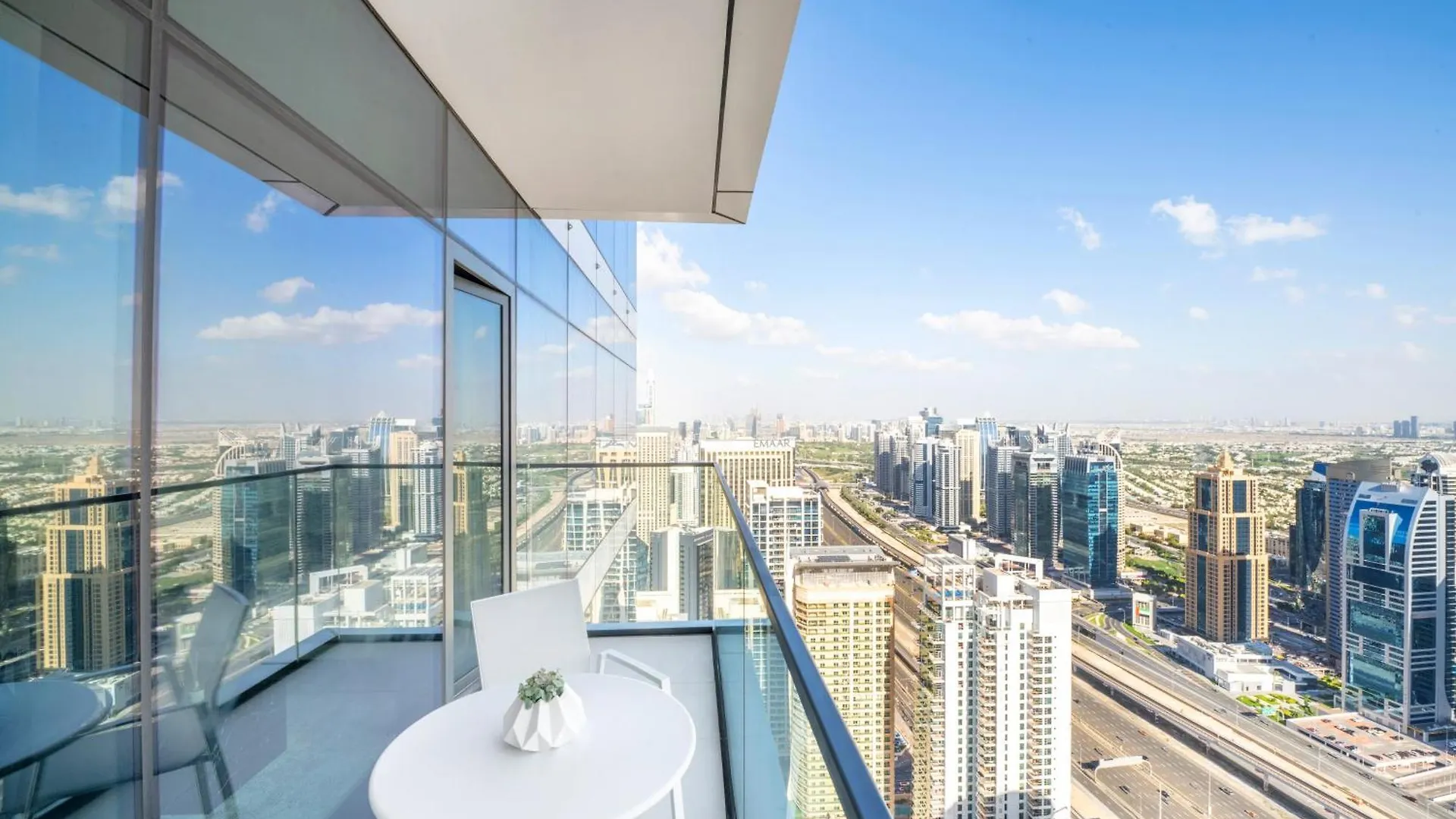 Vida Dubai Marina & Yacht Club Residences شقة