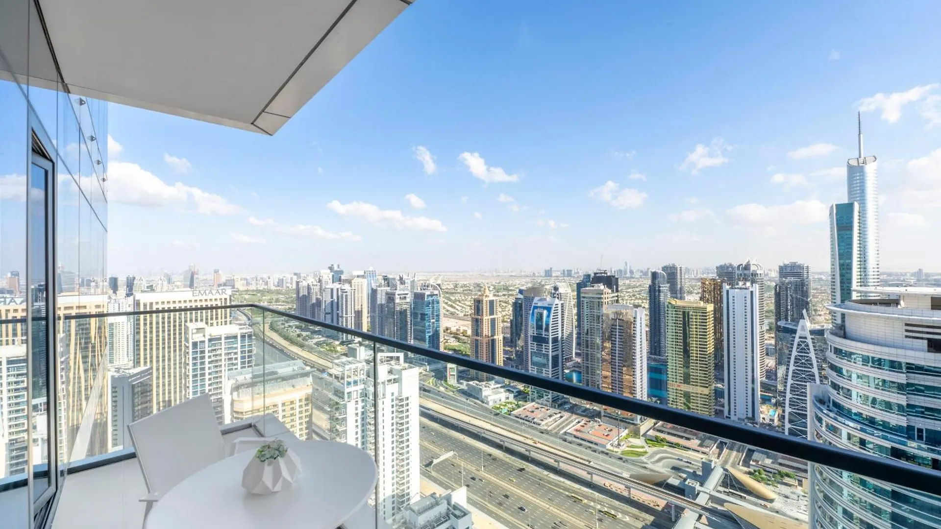 شقة Vida Dubai Marina & Yacht Club Residences الإمارات العربية المتحدة